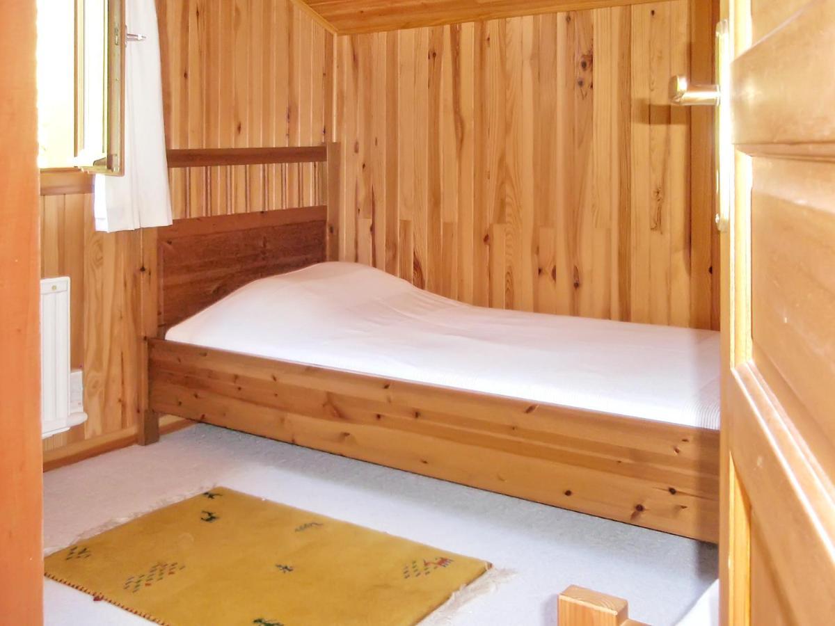 Maison De 2 Chambres Avec Vue Sur Le Lac Piscine Partagee Et Jardin Amenage A Lachapelle Auzac Dış mekan fotoğraf